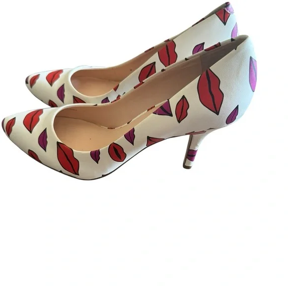 INC International Concepts Pointed Toe Heels – Lips Print – Size 7 - Picture 3 of 8